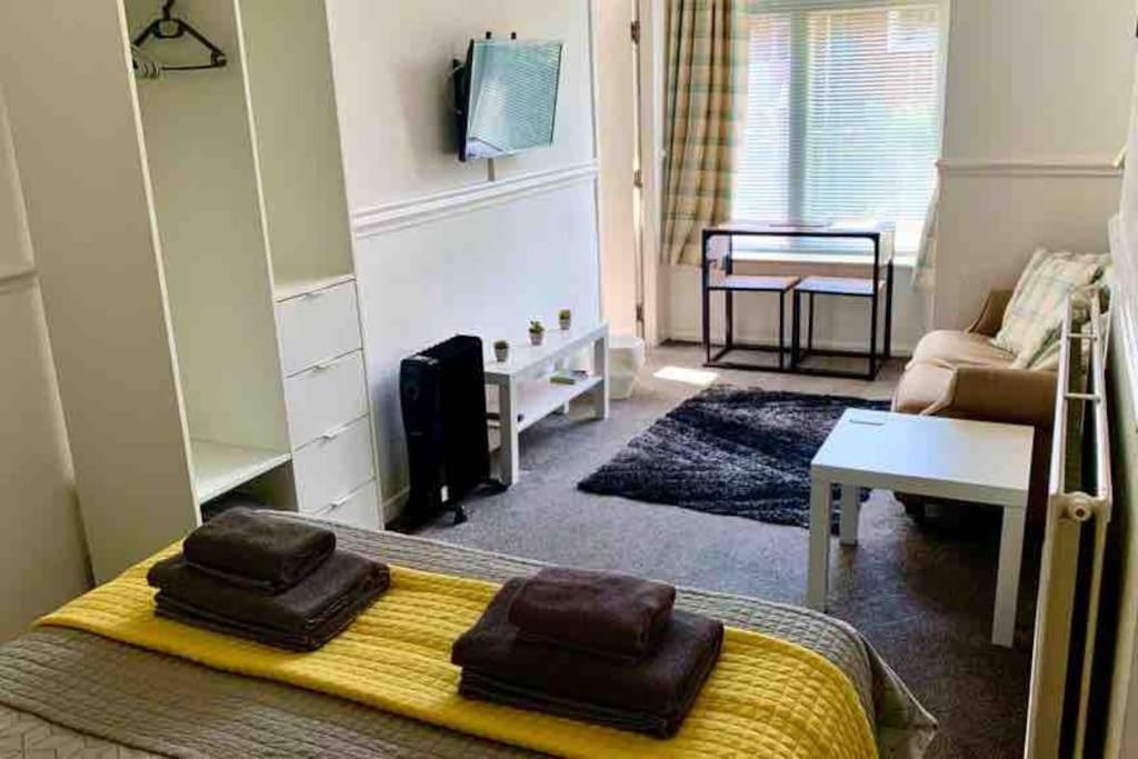 1Studio Avenue House سكرابورو المظهر الخارجي الصورة